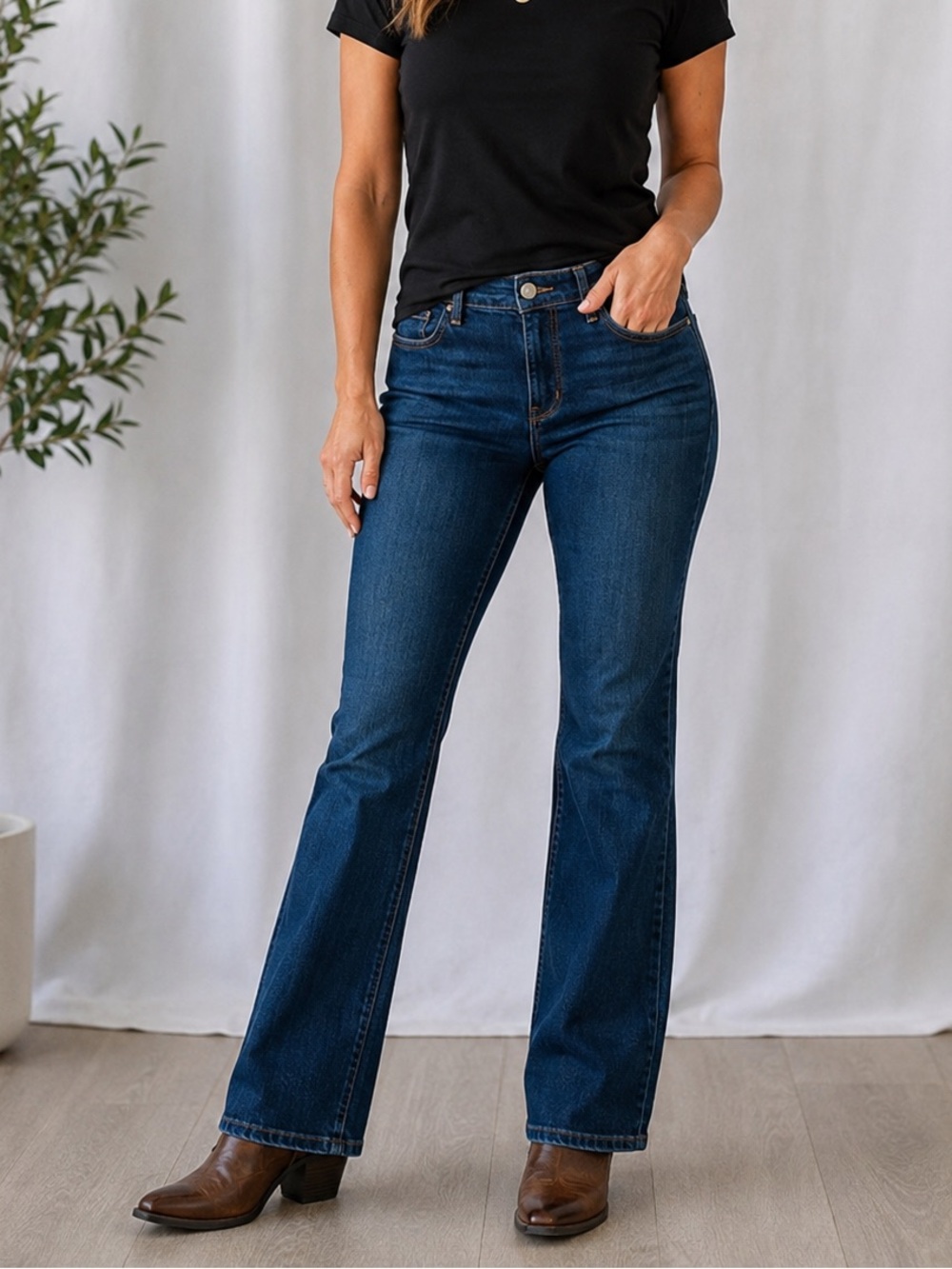 Levi's Women's Dark Blue Bootcut Jeans
